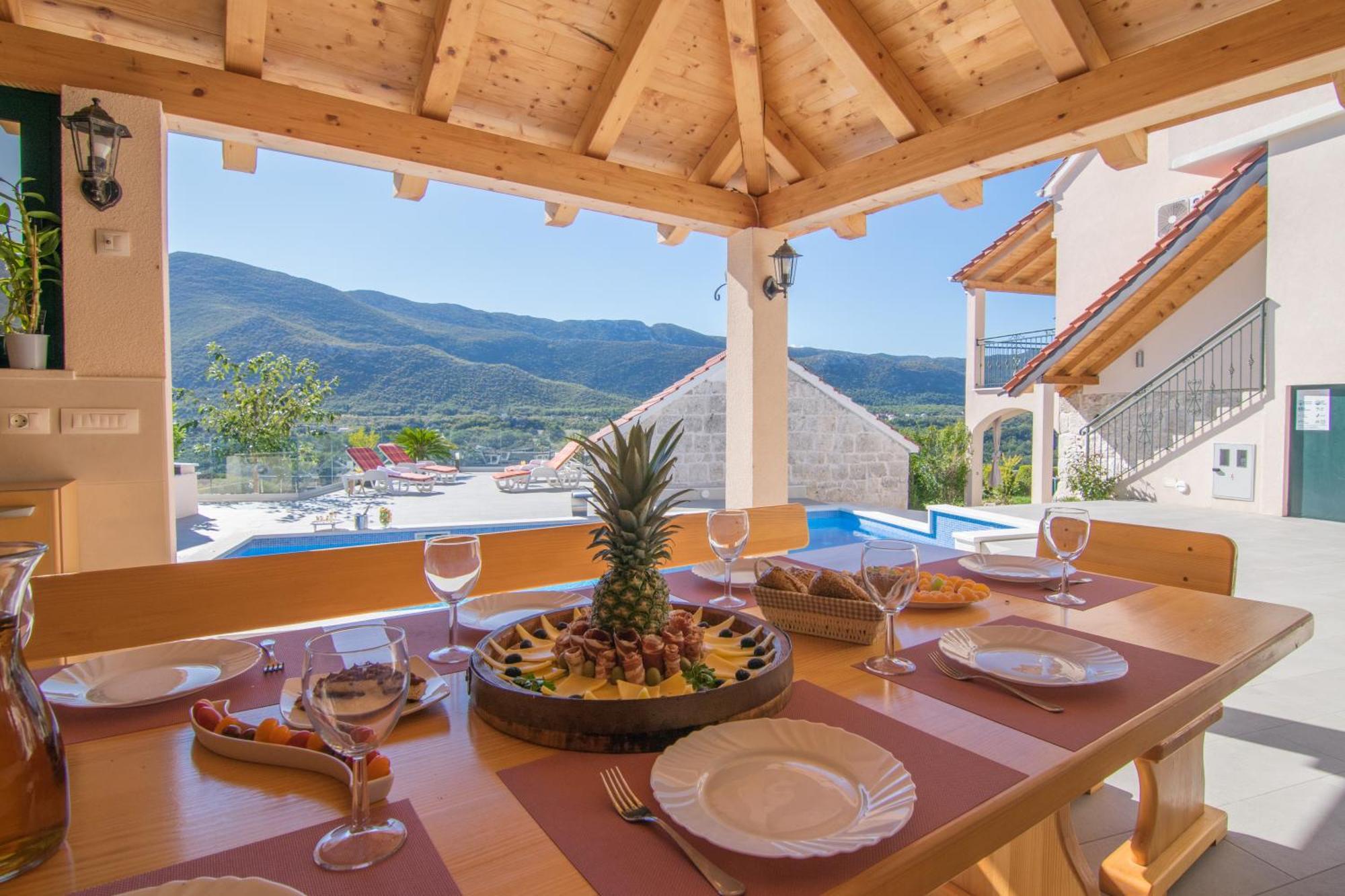 Villa Milena With Heated Pool And Jacuzzi Kostanje Kültér fotó