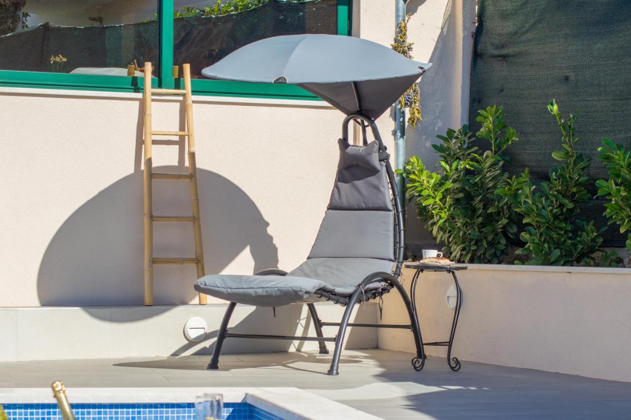 Villa Milena With Heated Pool And Jacuzzi Kostanje Kültér fotó